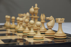 The William Hallett 1860 London Chess Set in Natural Boxwood/Ebony - 3.5" King