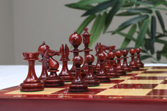 The William Hallett 1860 London Chess Set in Natural Boxwood/Padouk - 3.5" King