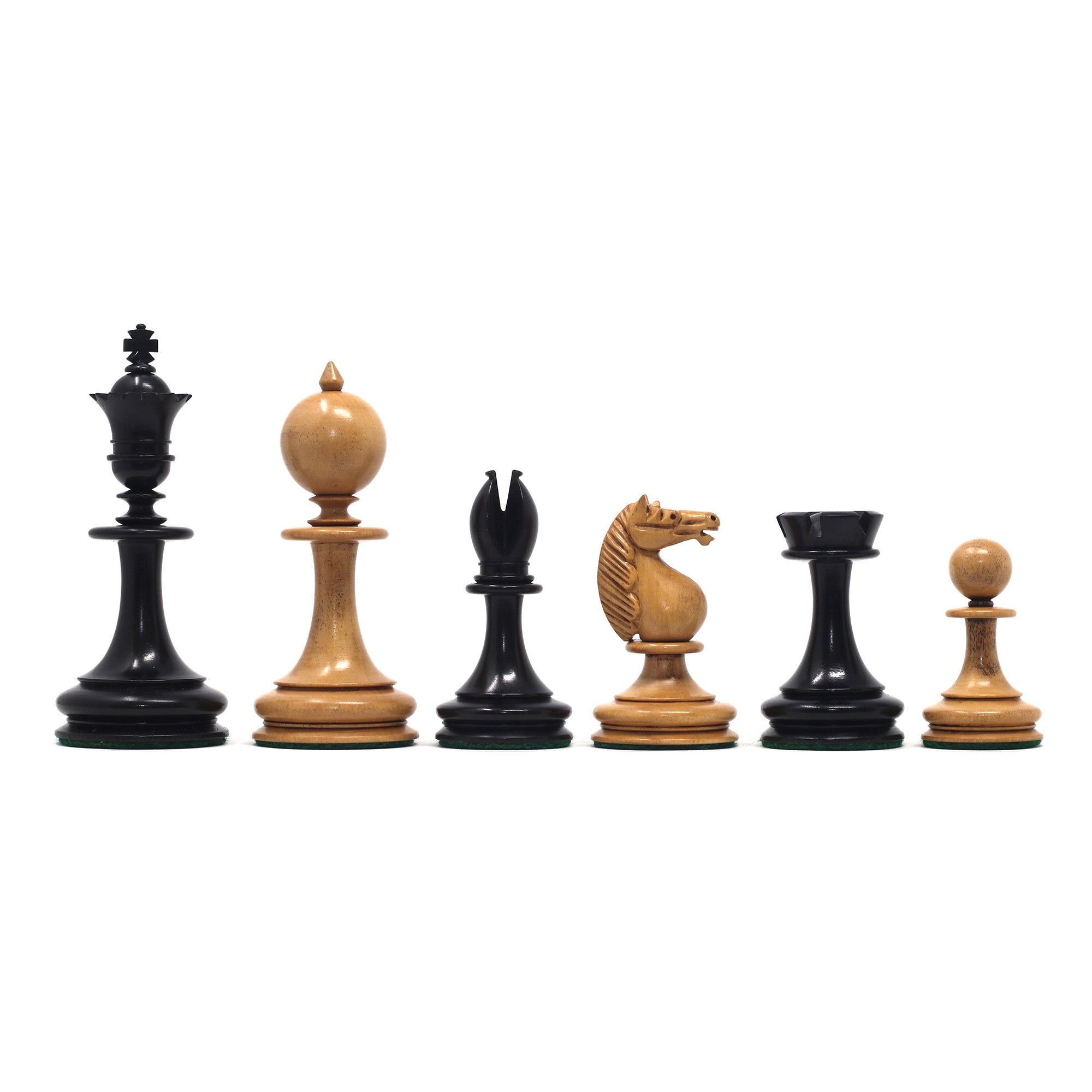 The William Hallett 1860 London Chess Set in Distressed Boxwood/Ebony - 3.5" King