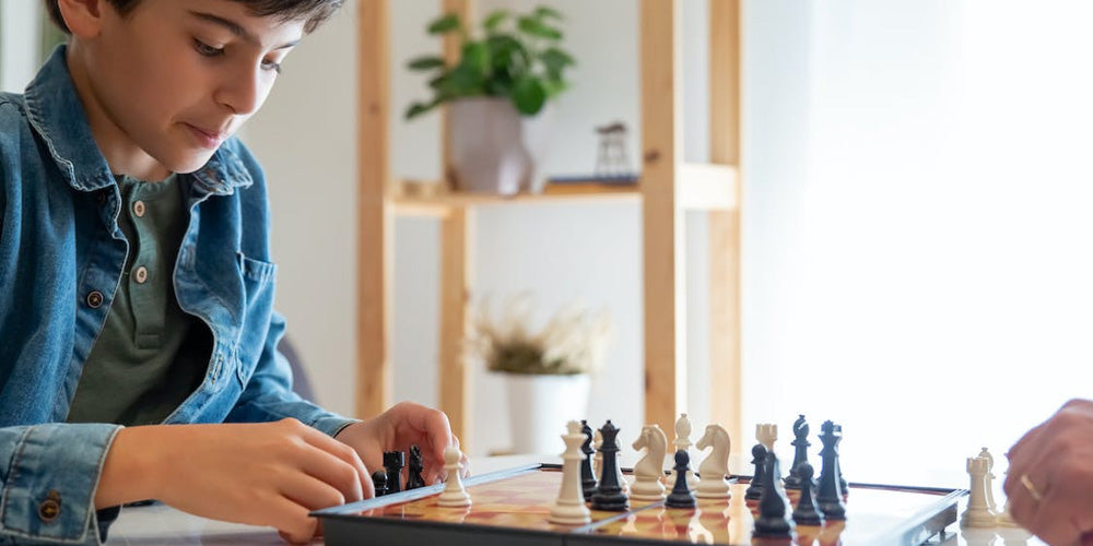 TEACHING CHESS TO KIDS: A STEP BY STEP GUIDE