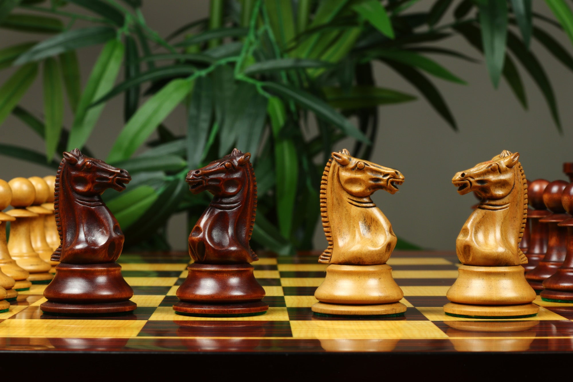 1851-52 Early 2880 Jaques of London Reproduced Vintage 4.4" Chess set Distressed/Mahogany Stained Boxwood wood