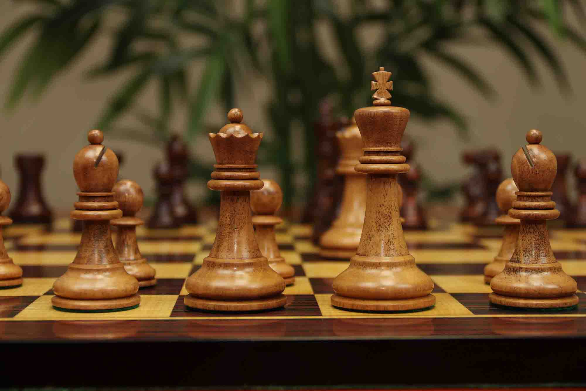 Fischer-Spassky / 1972 World Championship 3.75" Distressed Boxwood/Mahogany Stained Chessmen