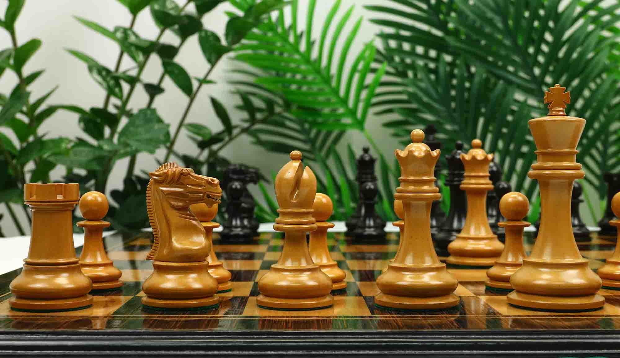 Reproduction BCC 1900-01 Edition Staunton Stroud Club Size 4.4" Antiqued Boxwood & Ebony Chessmen