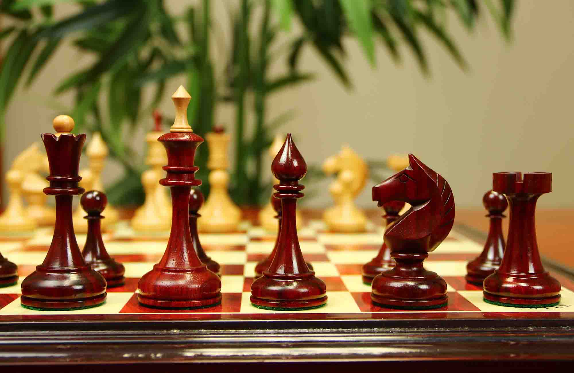 Soviet USSR 1970 Reproduced 4" Chess set in African Padouk and Natural Boxwood