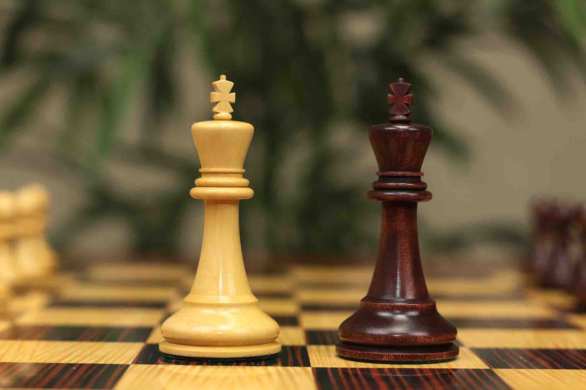 Fischer-Spassky / 1972 World Championship 3.75" Natural Boxwood/Mahogany Stained Chessmen