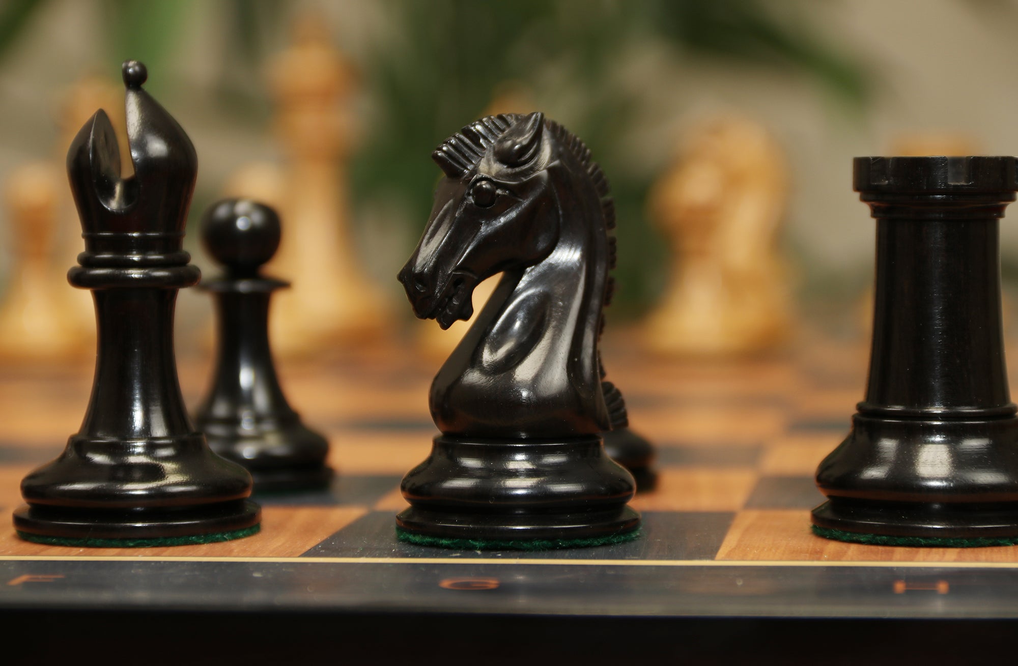 Commemorative Signature Series 3.625" Staunton Chessmen by in Distressed Boxwood/Ebony