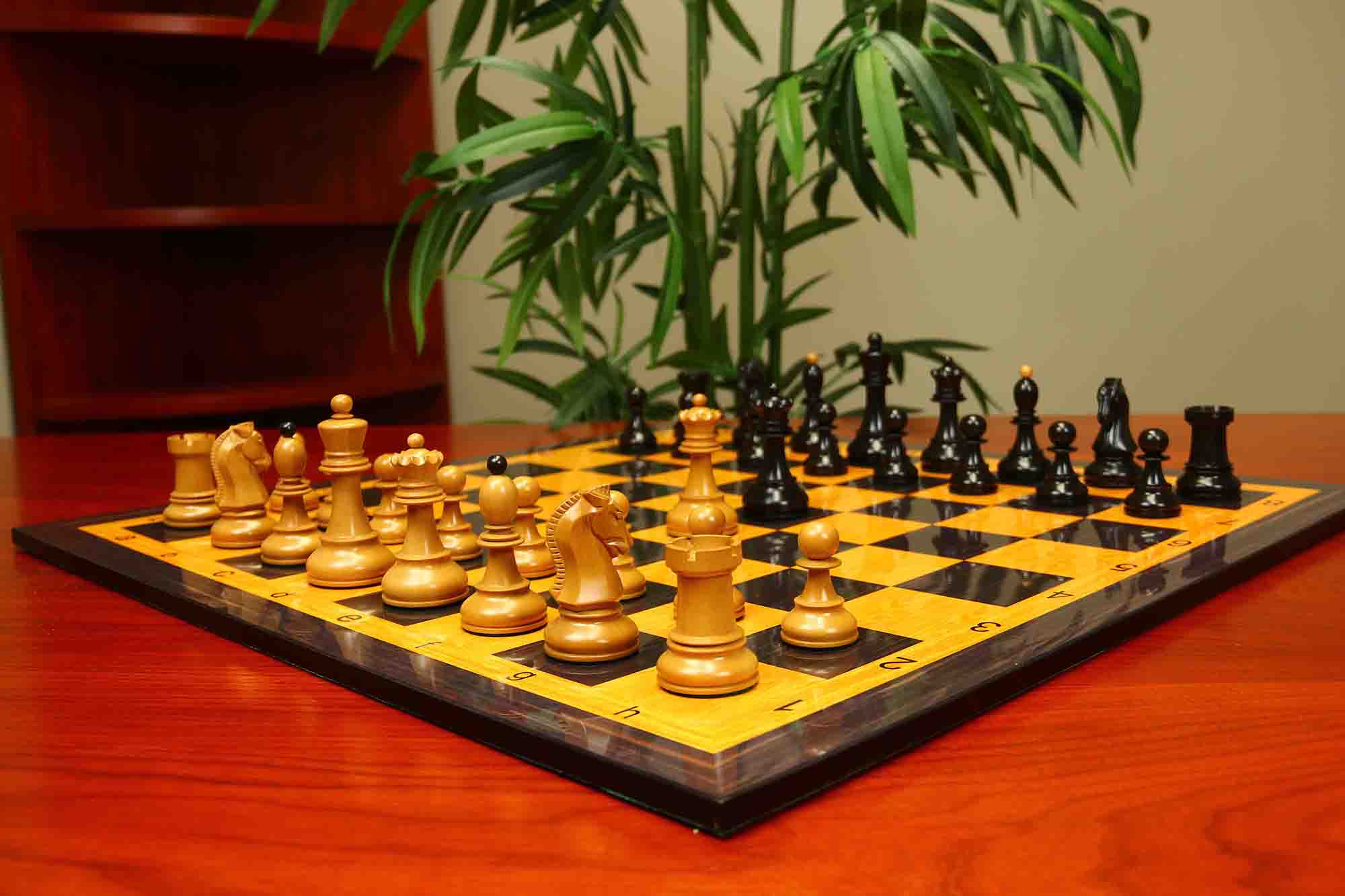 Dubrovnik 1950 Vintage 3.75" Reproduced Chess Set in Ebony & Antiqued Boxwood