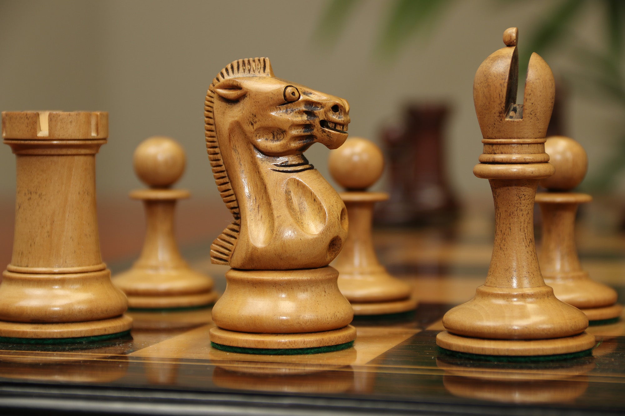 B & Company Reproduced Staunton 4.4" Chess Set in Distressed Boxwood and Mahogany