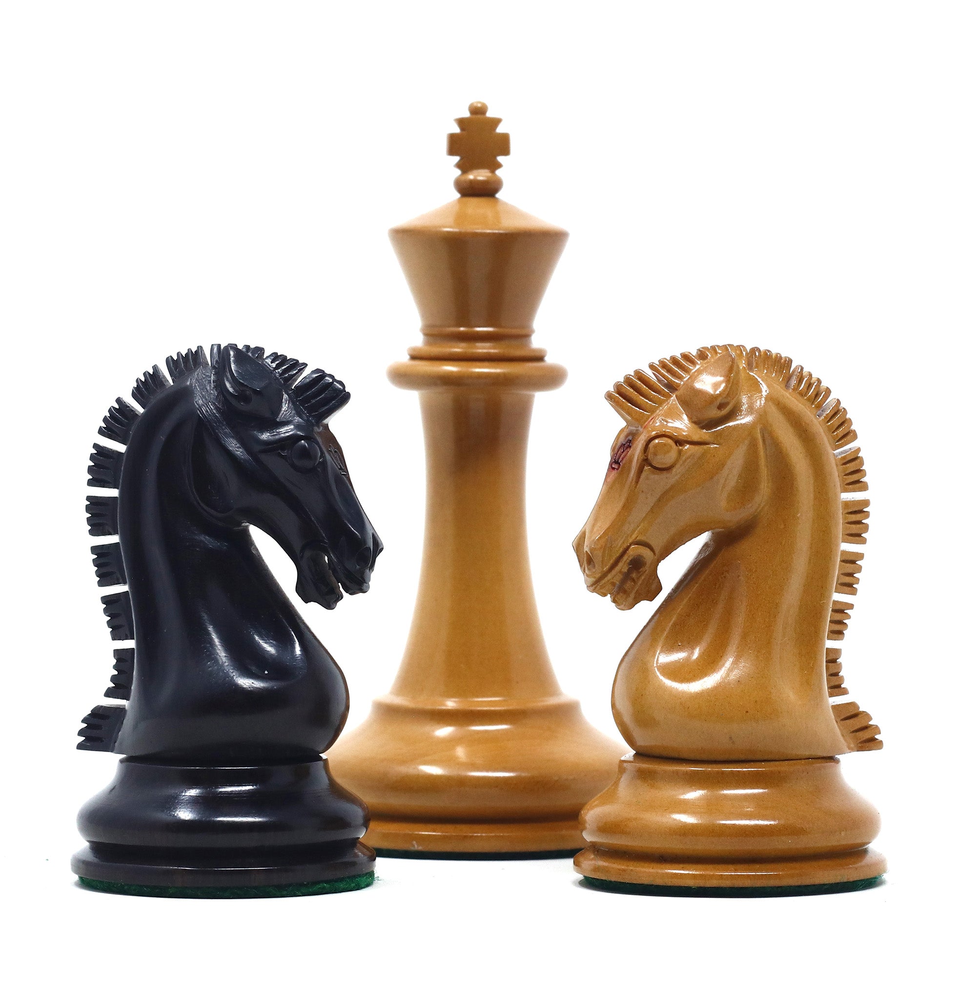 Commemorative Signature Series 3.625" Staunton Chessmen in Antiqued Boxwood/Ebony