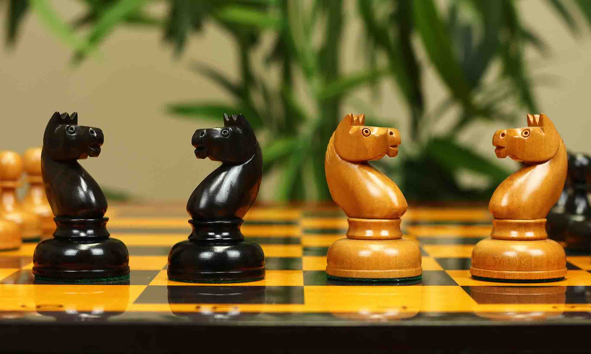 1962 Soviet Championship Historical Reproduced Tal Chess set 4" - Antiqued Boxwood and Ebony