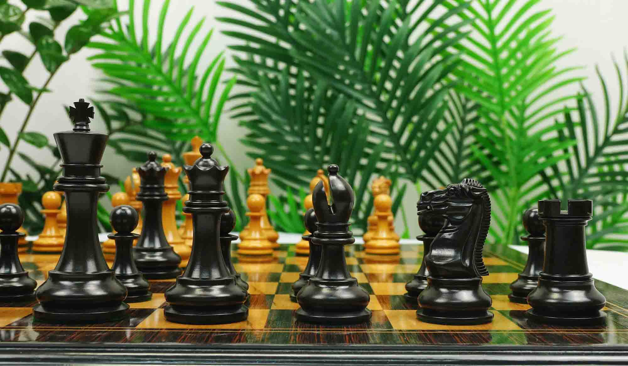Reproduction BCC 1900-01 Edition Staunton Stroud Club Size 4.4" Antiqued Boxwood & Ebony Chessmen