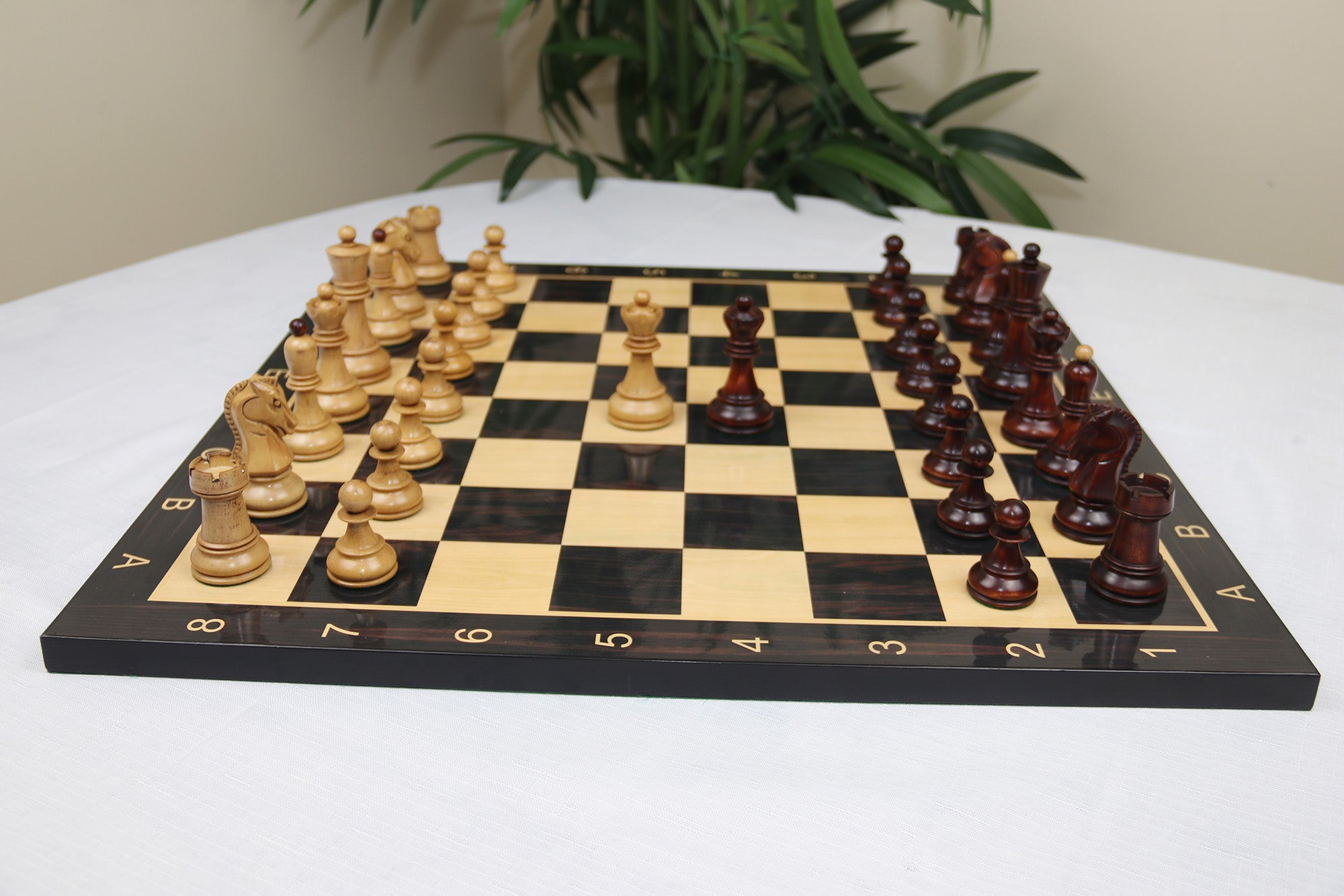 The Fischer Dubrovnik 1970 Upgraded Version Chess set in Distressed and Mahogany Stained Boxwood