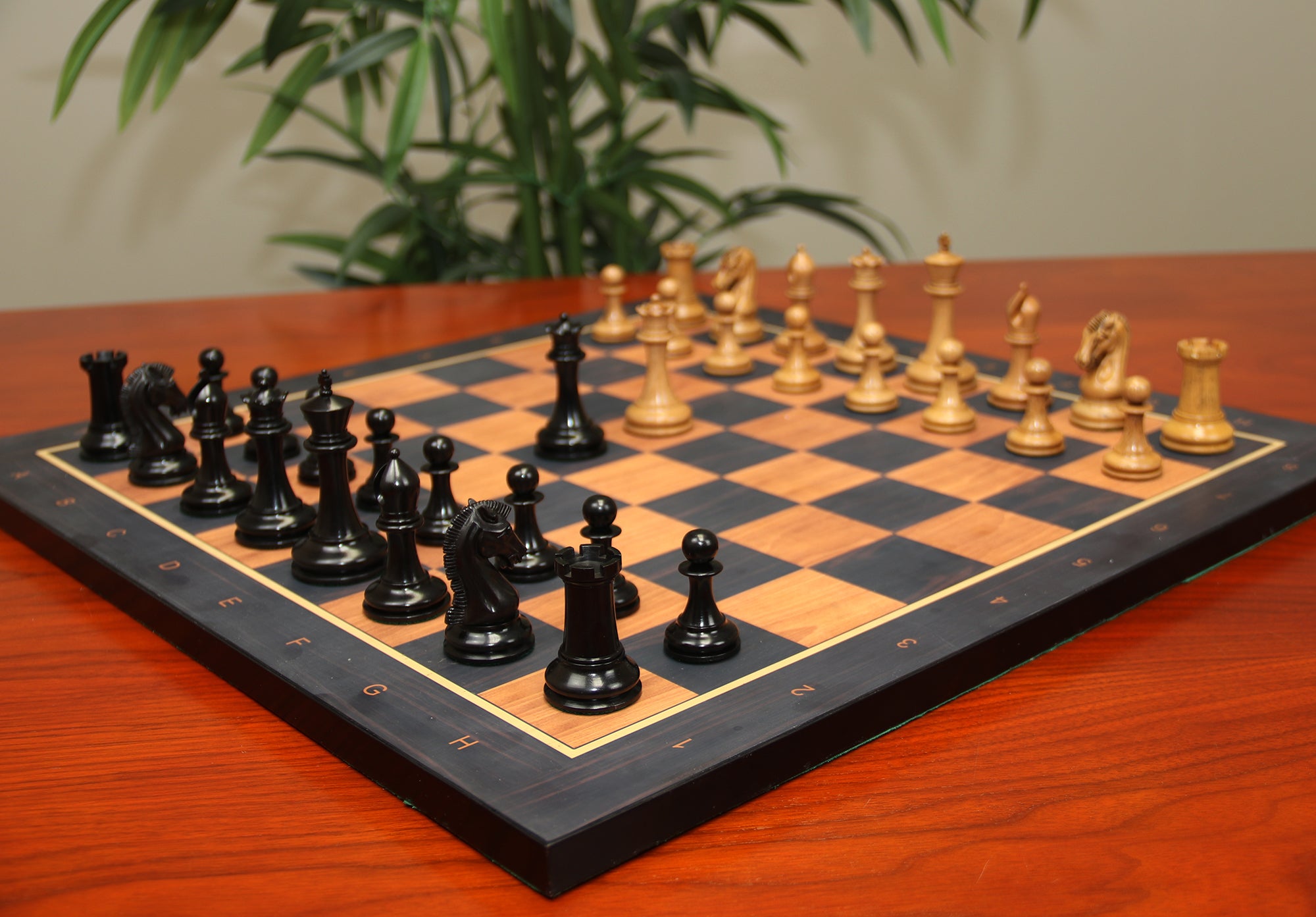 Commemorative Signature Series 3.625" Staunton Chessmen by in Distressed Boxwood/Ebony