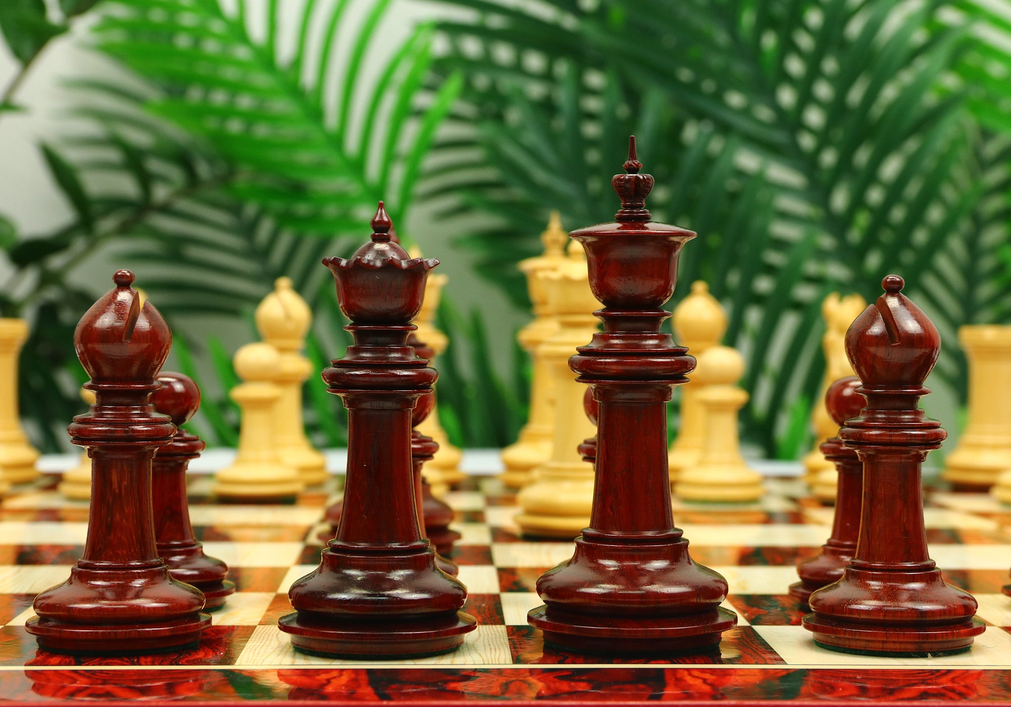 Danum Series 4.4" Premium Staunton Chess Set in Boxwood & Blood Rosewood