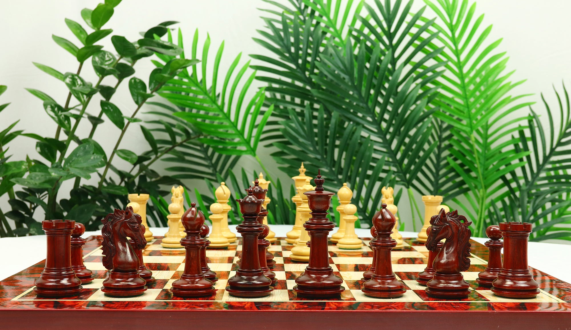 Danum Series 4.4" Premium Staunton Chess Set in Boxwood & Blood Rosewood