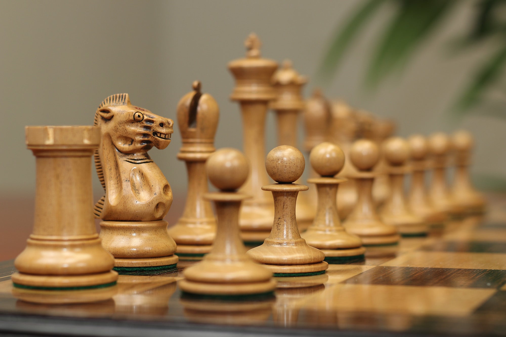 B & Company Reproduced Staunton 4.4" Chess Set in Distressed Boxwood and Mahogany