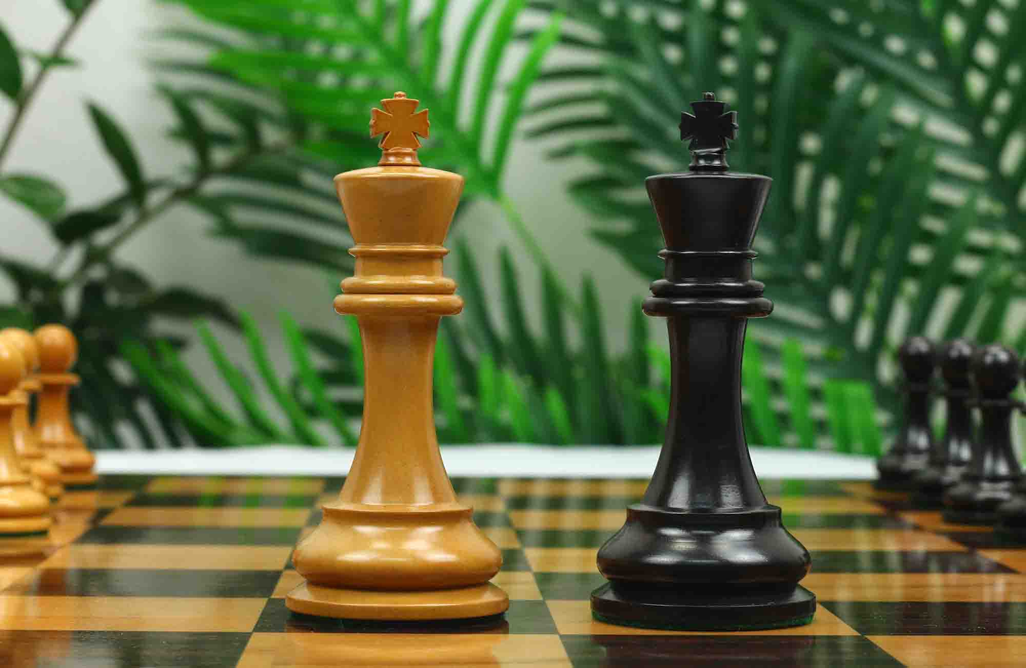 Reproduction BCC 1900-01 Edition Staunton Stroud Club Size 4.4" Antiqued Boxwood & Ebony Chessmen