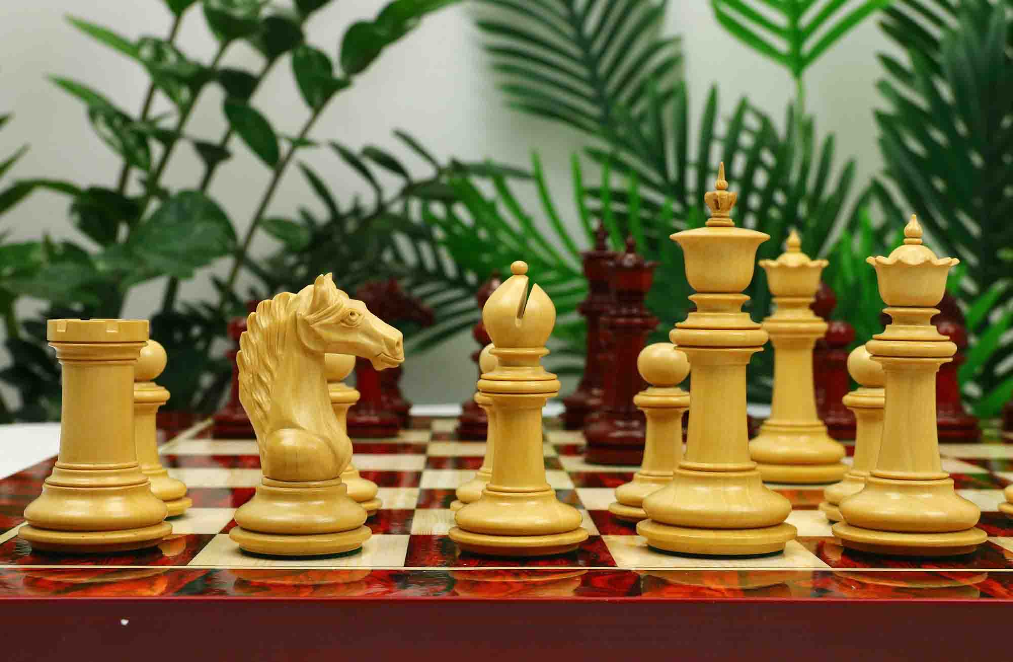 Macedon Series Luxury Staunton 4.4" Boxwood and Bud Rosewood wood Chess set