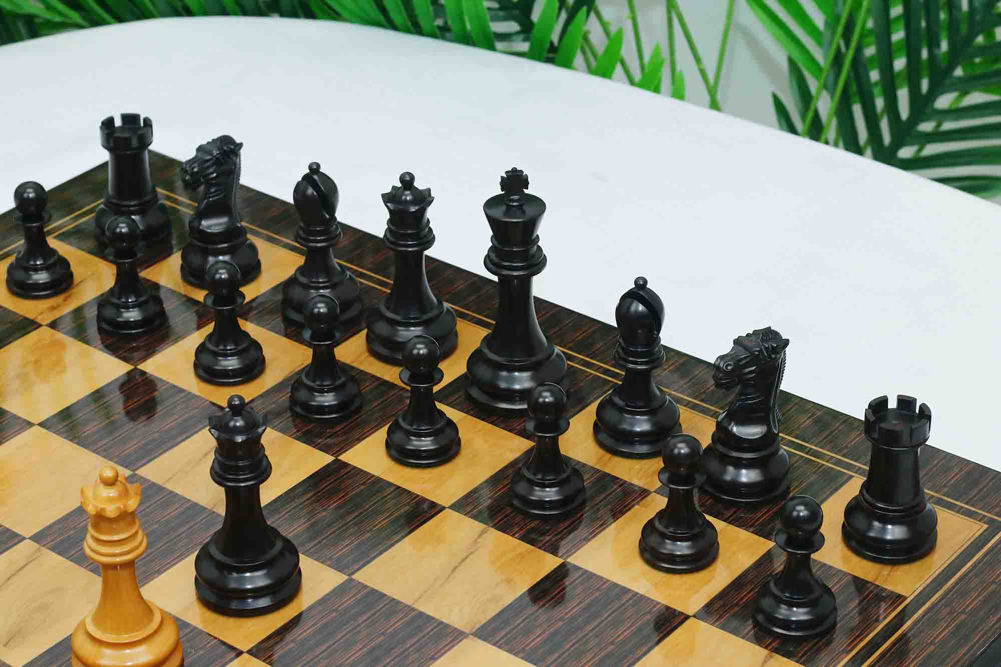 Reproduction BCC 1900-01 Edition Staunton Stroud Club Size 4.4" Antiqued Boxwood & Ebony Chessmen