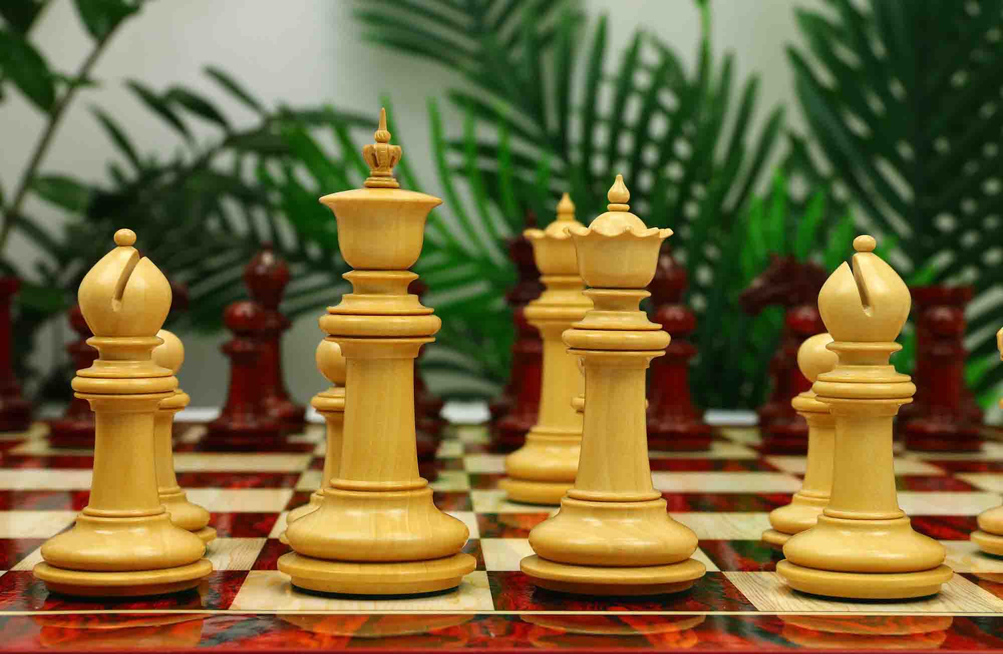 Macedon Series Luxury Staunton 4.4" Boxwood and Bud Rosewood wood Chess set