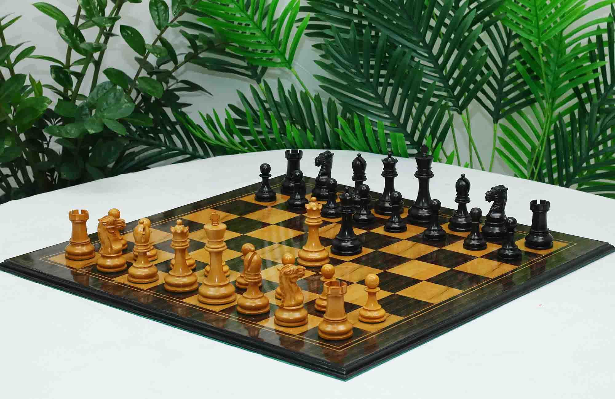 Reproduction BCC 1900-01 Edition Staunton Stroud Club Size 4.4" Antiqued Boxwood & Ebony Chessmen