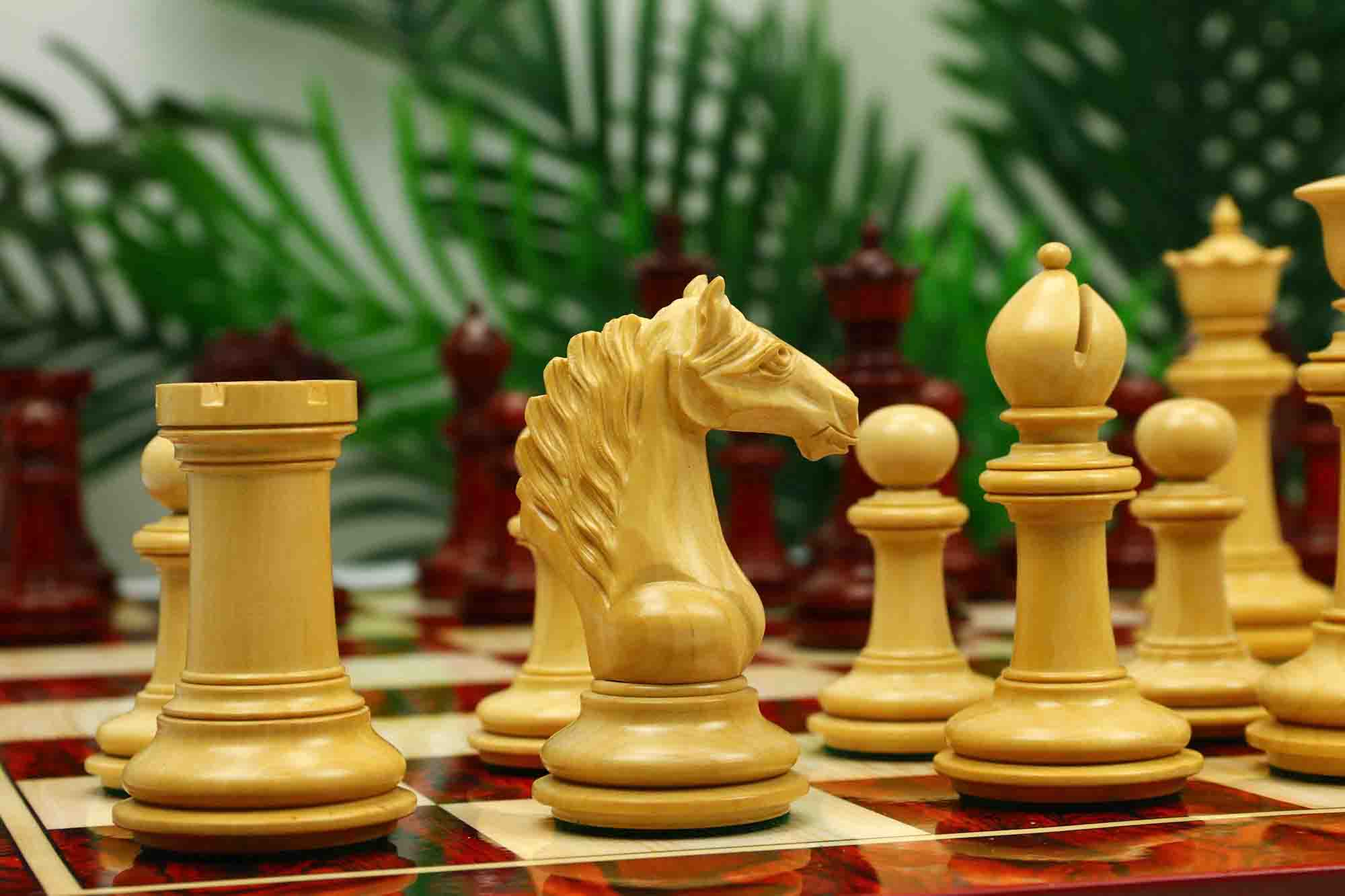 Macedon Series Luxury Staunton 4.4" Boxwood and Bud Rosewood wood Chess set