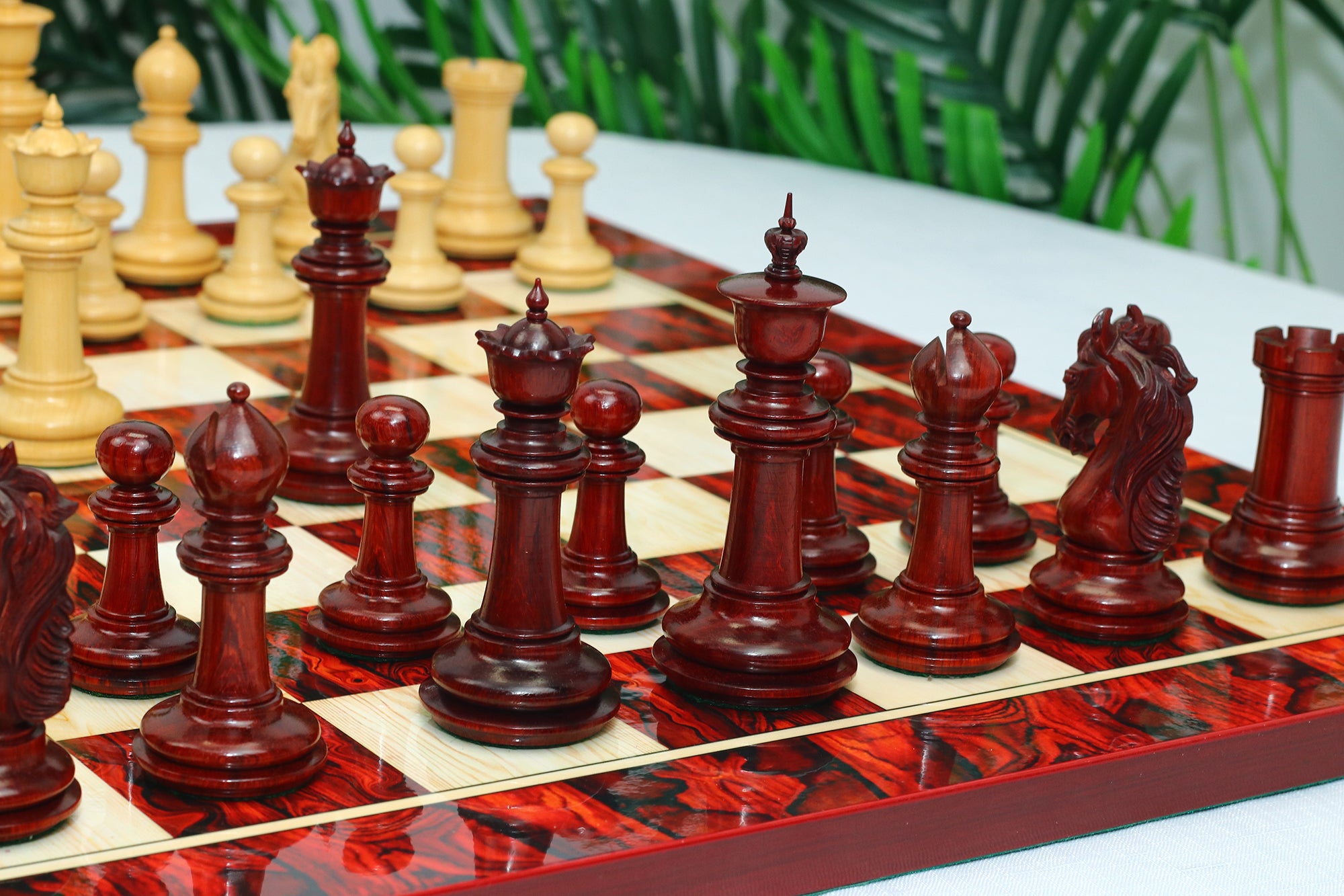 Danum Series 4.4" Premium Staunton Chess Set in Boxwood & Blood Rosewood