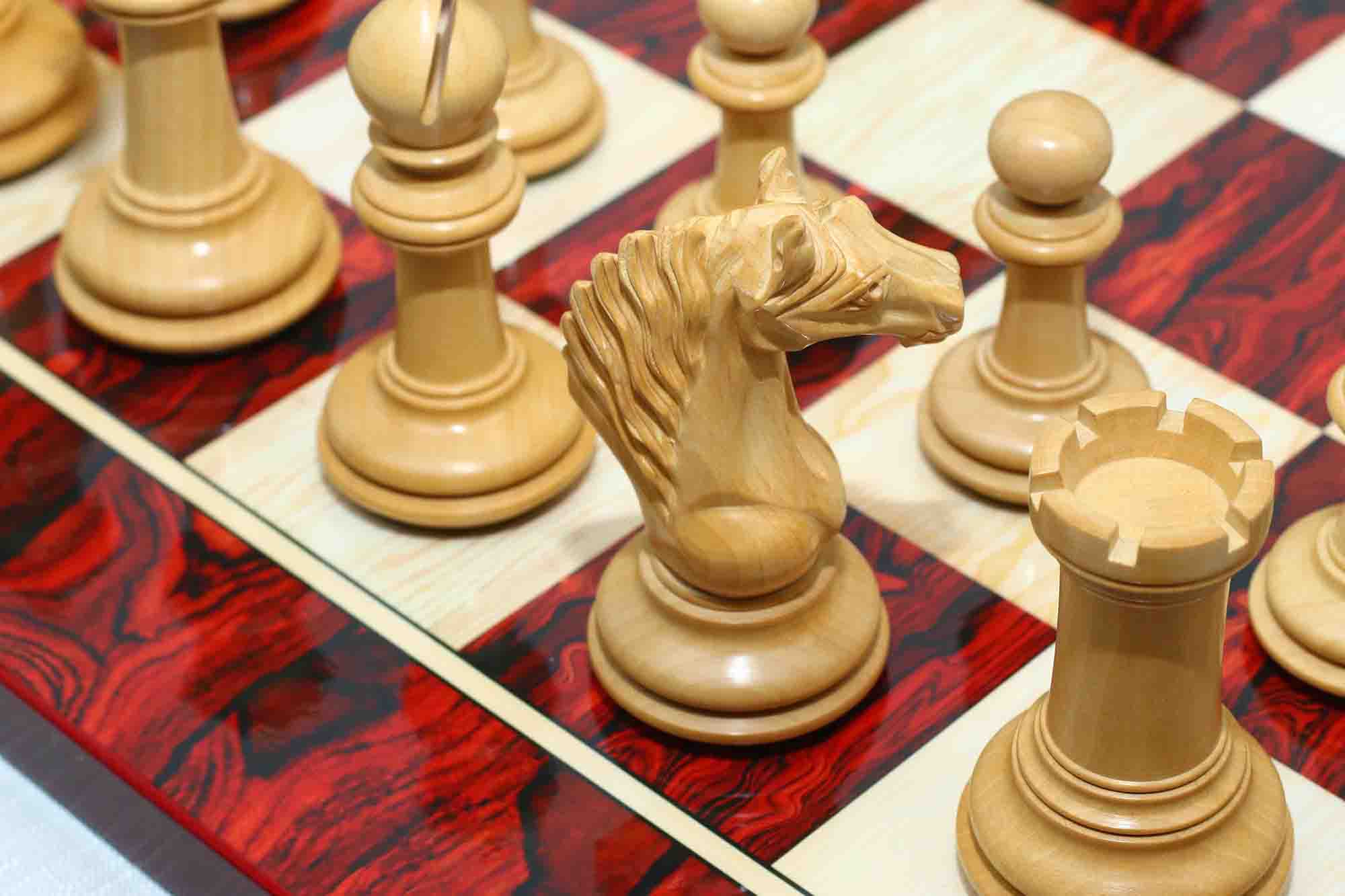 Macedon Series Luxury Staunton 4.4" Boxwood and Bud Rosewood wood Chess set