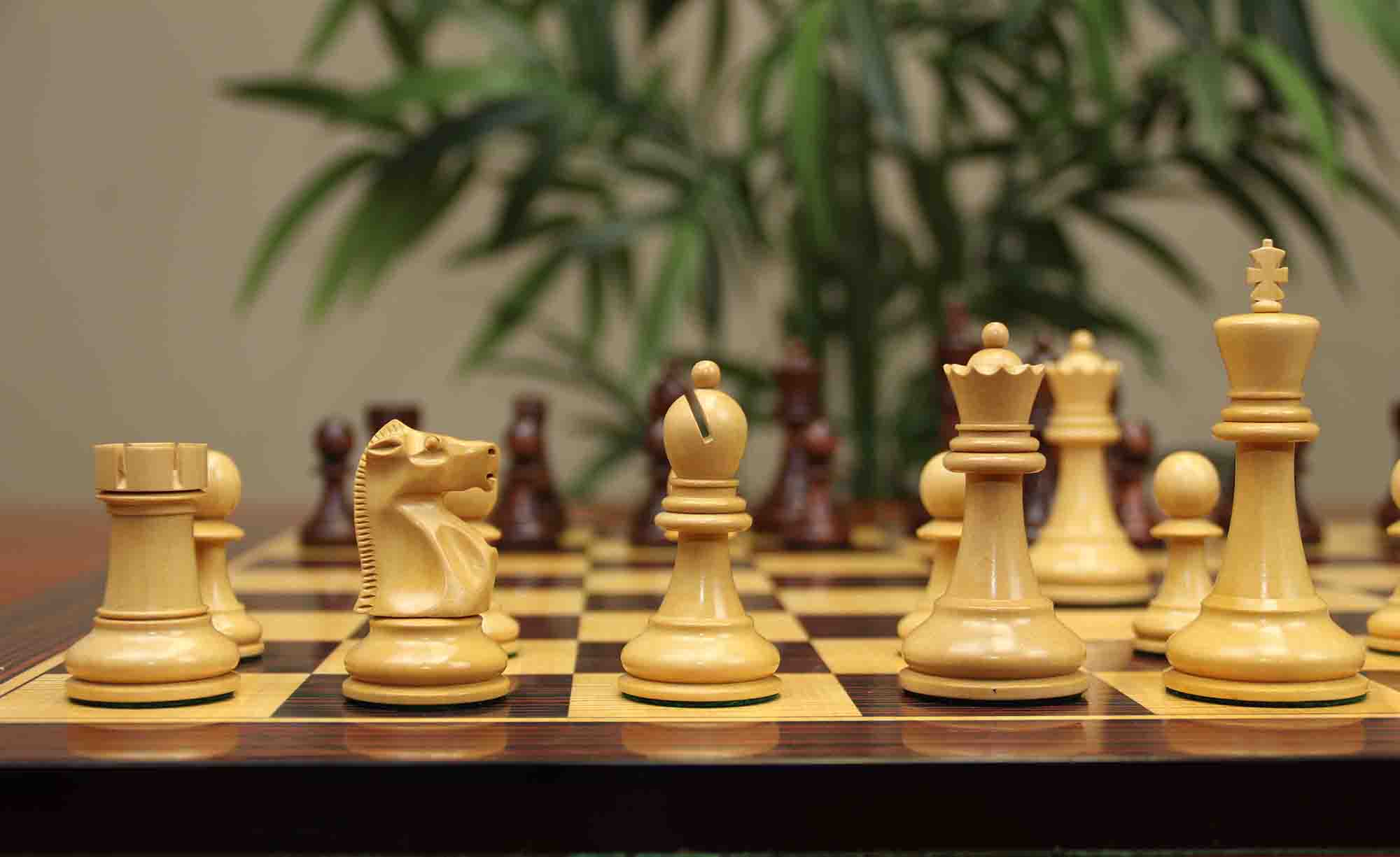 Fischer-Spassky / 1972 World Championship 3.75" Natural Boxwood/Mahogany Stained Chessmen