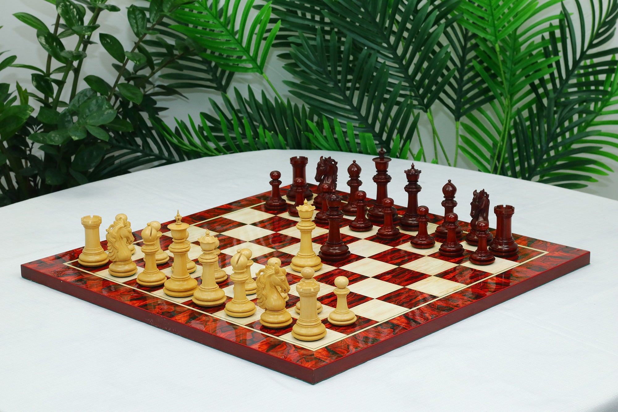Danum Series 4.4" Premium Staunton Chess Set in Boxwood & Blood Rosewood