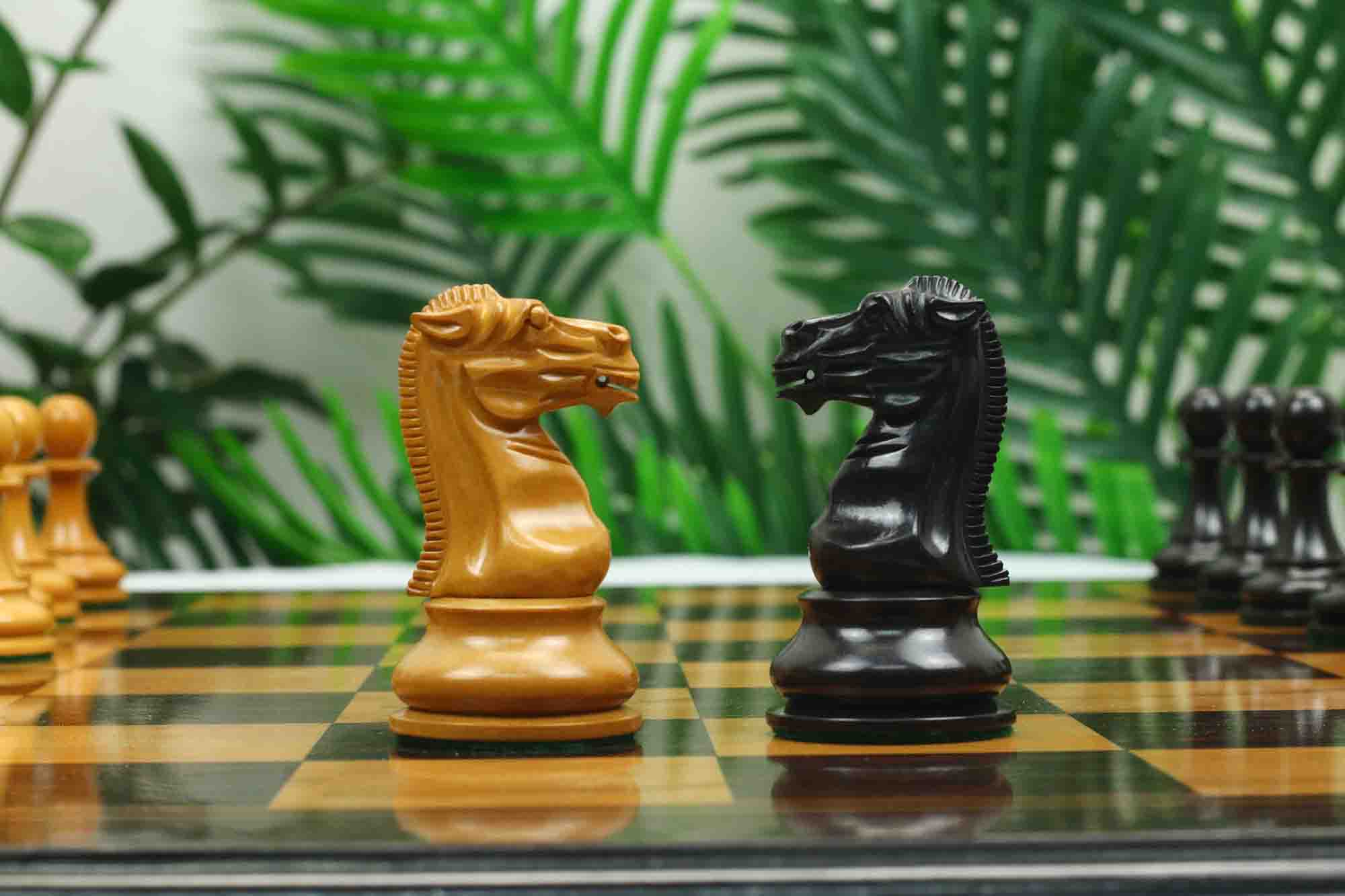 Reproduction BCC 1900-01 Edition Staunton Stroud Club Size 4.4" Antiqued Boxwood & Ebony Chessmen