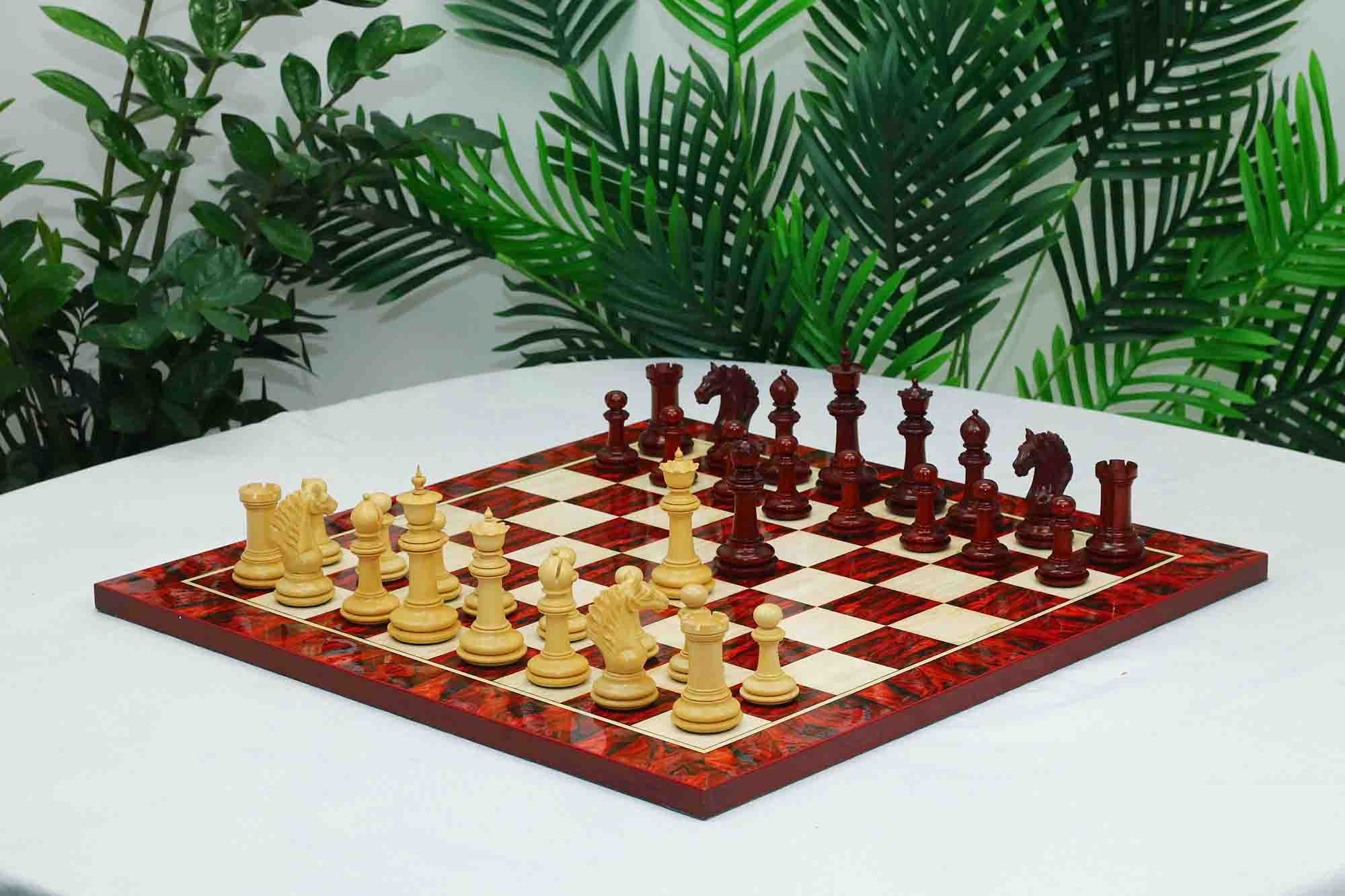 Macedon Series Luxury Staunton 4.4" Boxwood and Bud Rosewood wood Chess set
