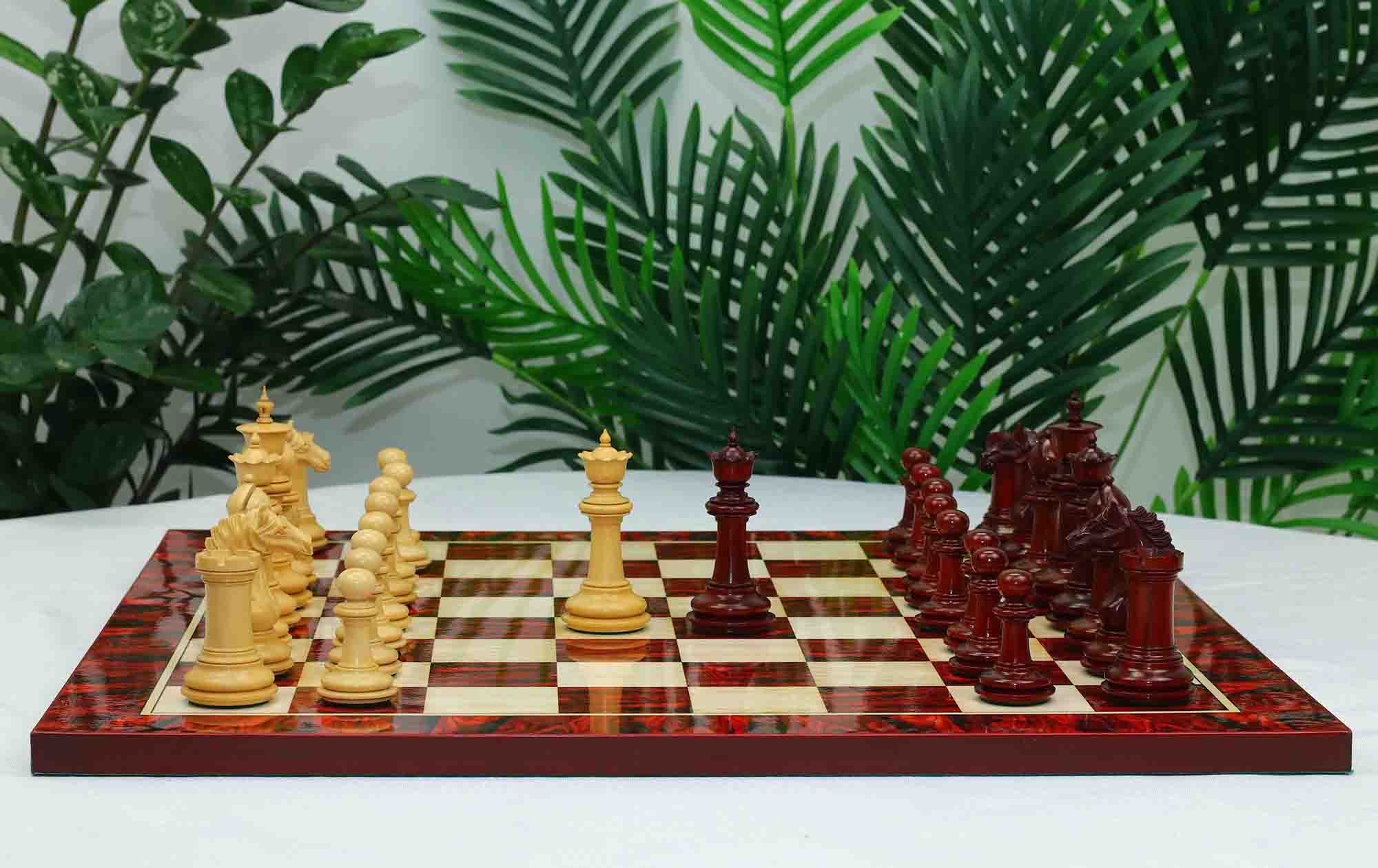 Macedon Series Luxury Staunton 4.4" Boxwood and Bud Rosewood wood Chess set