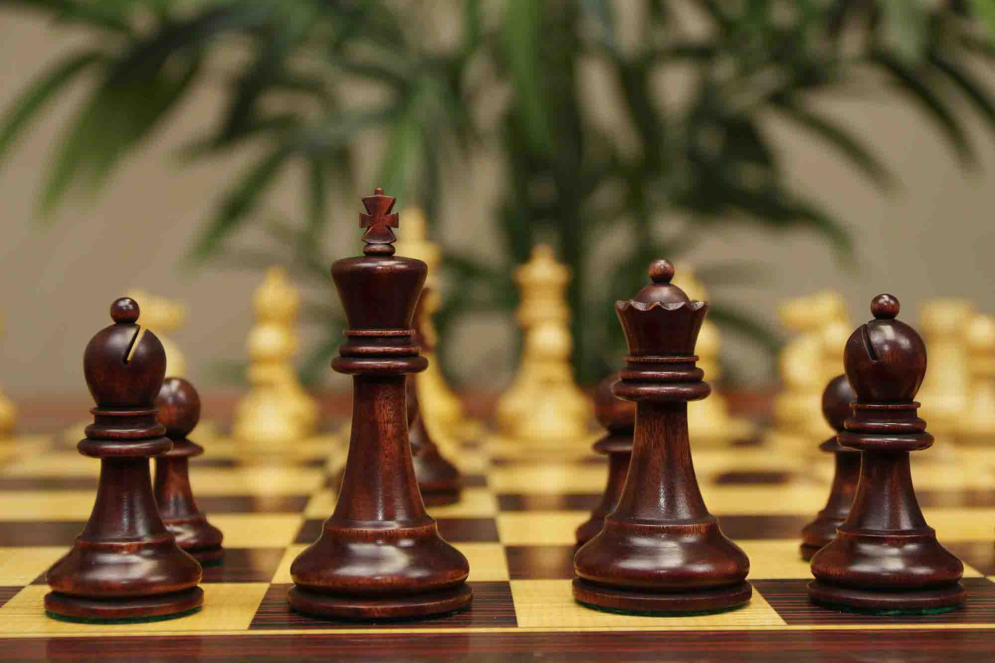 Fischer-Spassky / 1972 World Championship 3.75" Natural Boxwood/Mahogany Stained Chessmen