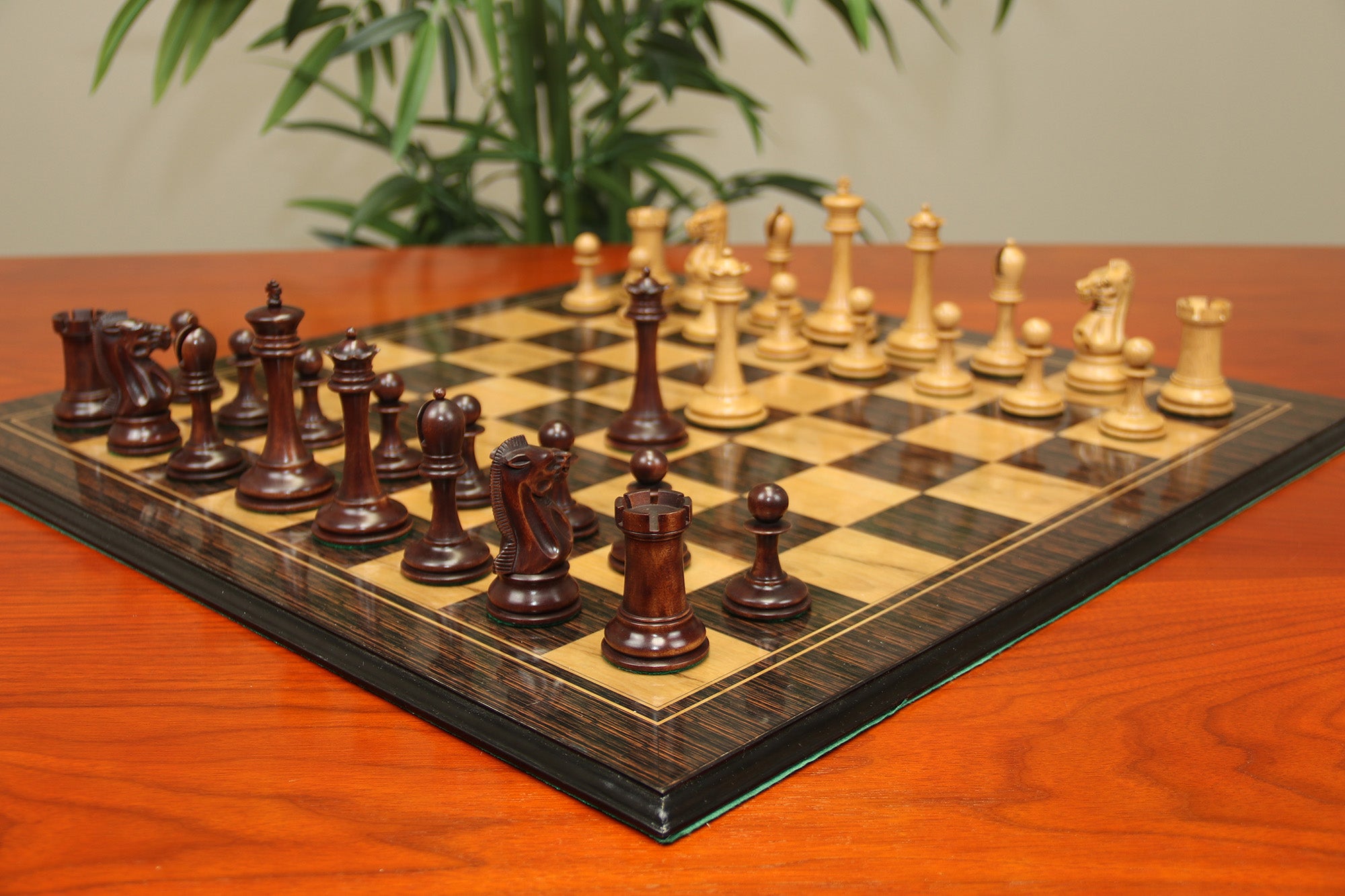 B & Company Reproduced Staunton 4.4" Chess Set in Distressed Boxwood and Mahogany