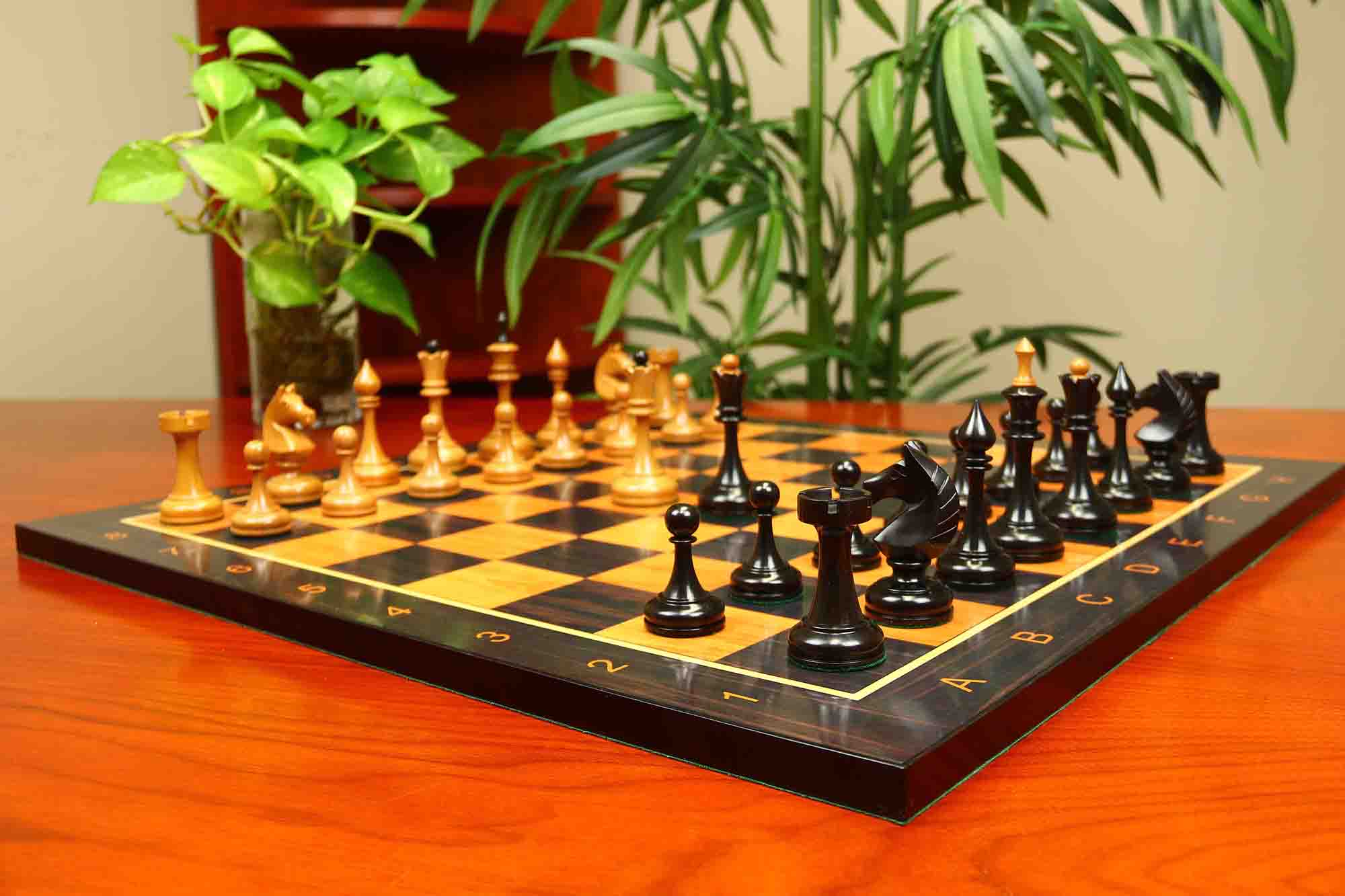 Soviet USSR 1970 Reproduced 4" Chess set in Ebony and Antiqued Boxwood