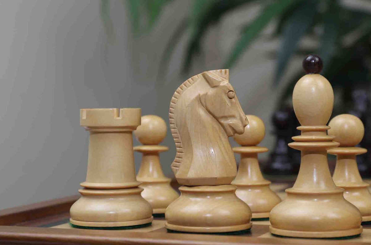 Dubrovnik Series 1950 Vintage Reproduction 3.75" Chess Set in Natural Boxwood/Indian Rosewood