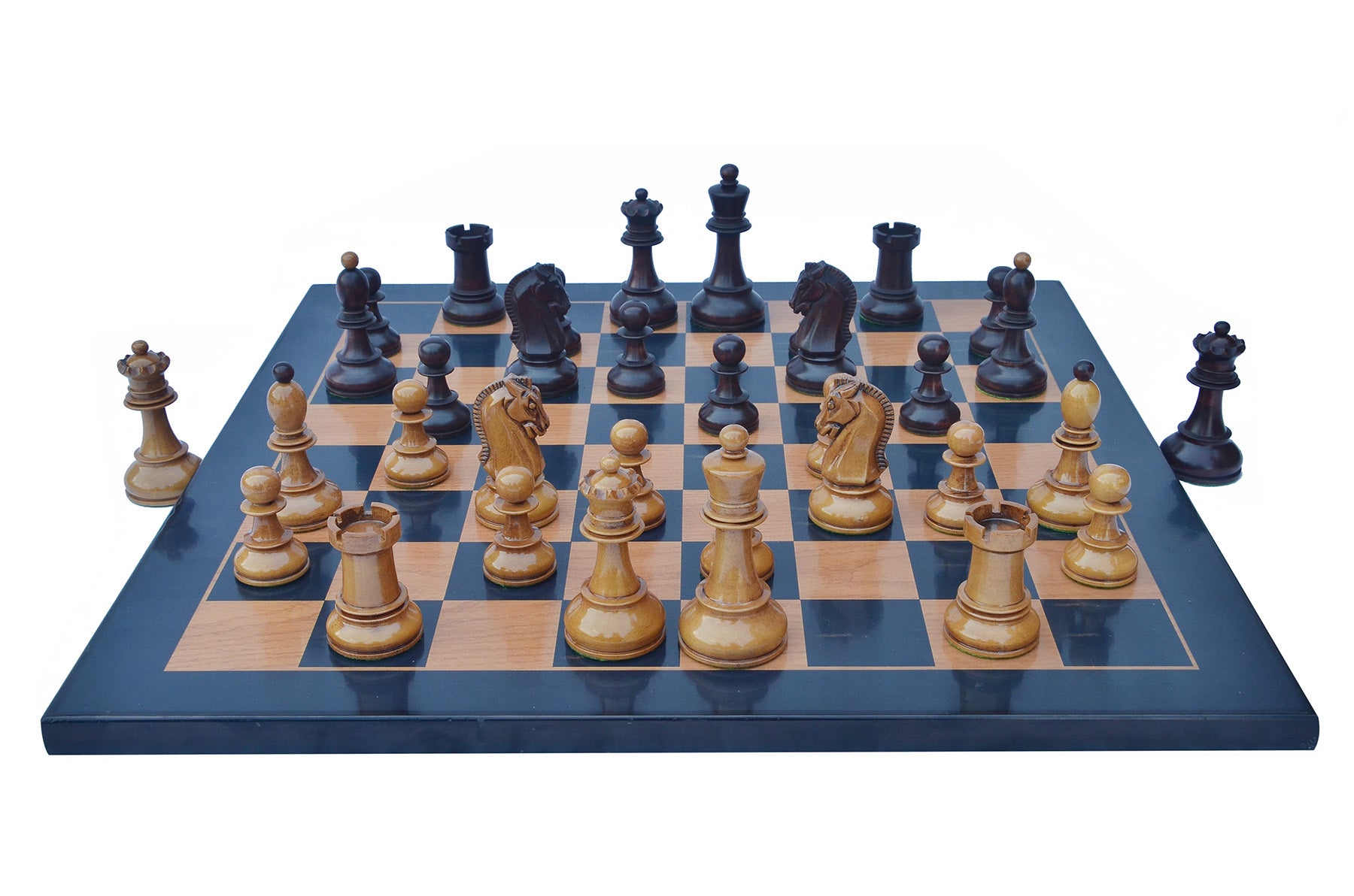 Dubrovink Series 1950 Vintage Reproduction 3.75" Distressed/Mahogany Stained Boxwood Chess Set