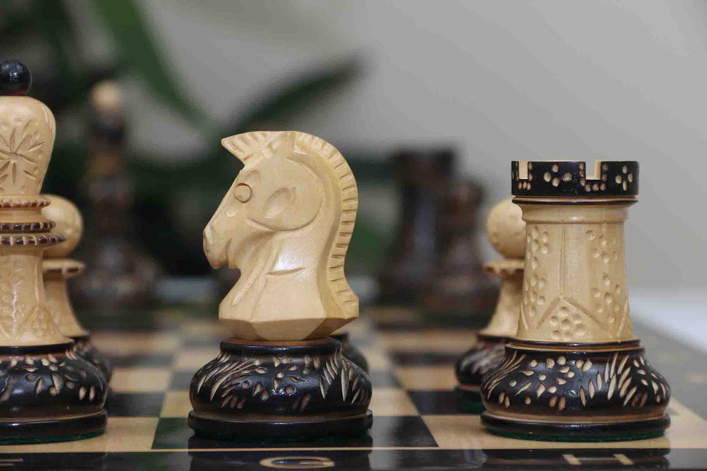 Dubrovink Series 1970 Reproduction 3.75" Luxury Burnt Boxwood Chess Set
