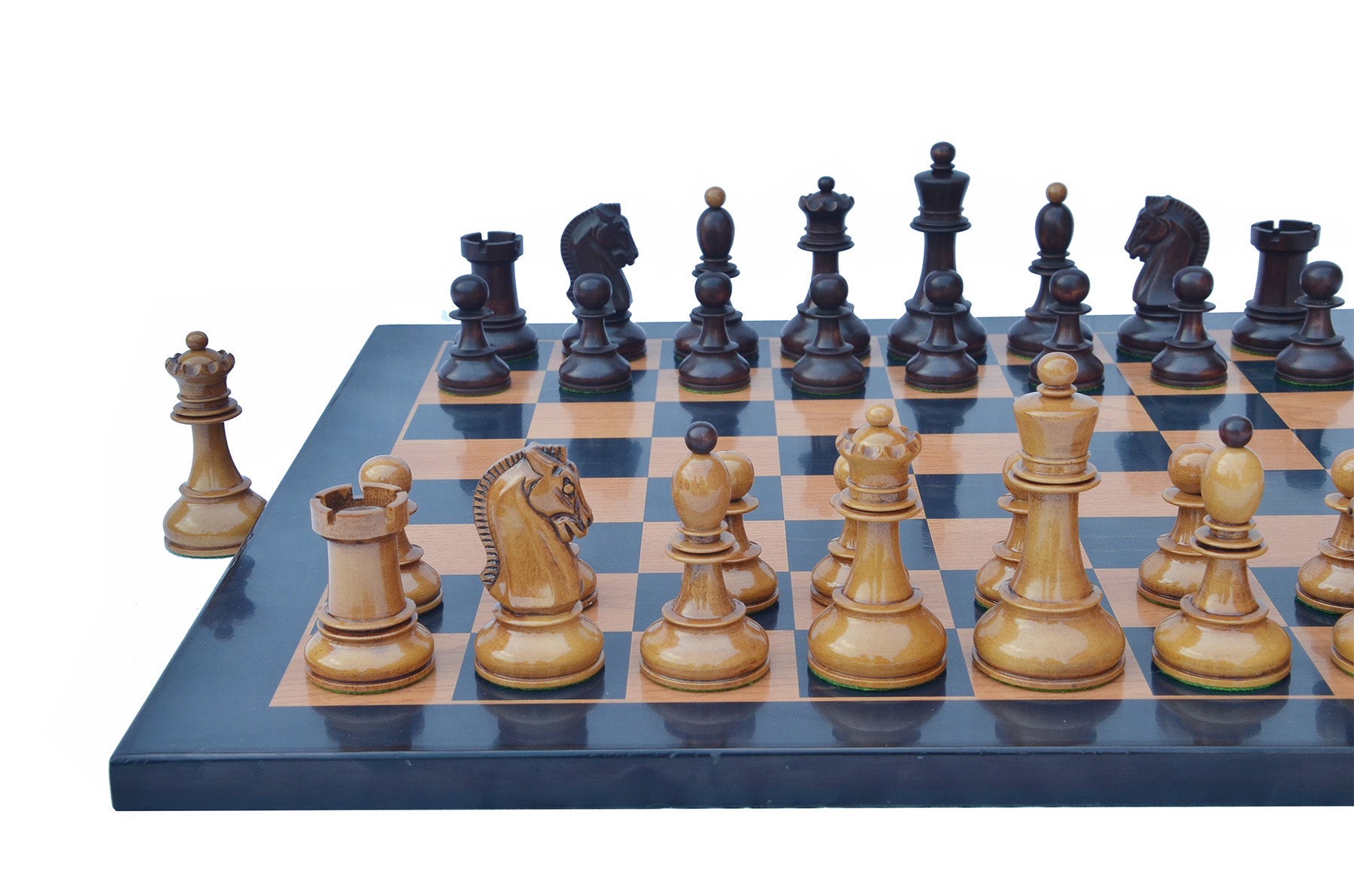 Dubrovink Series 1950 Vintage Reproduction 3.75" Distressed/Mahogany Stained Boxwood Chess Set