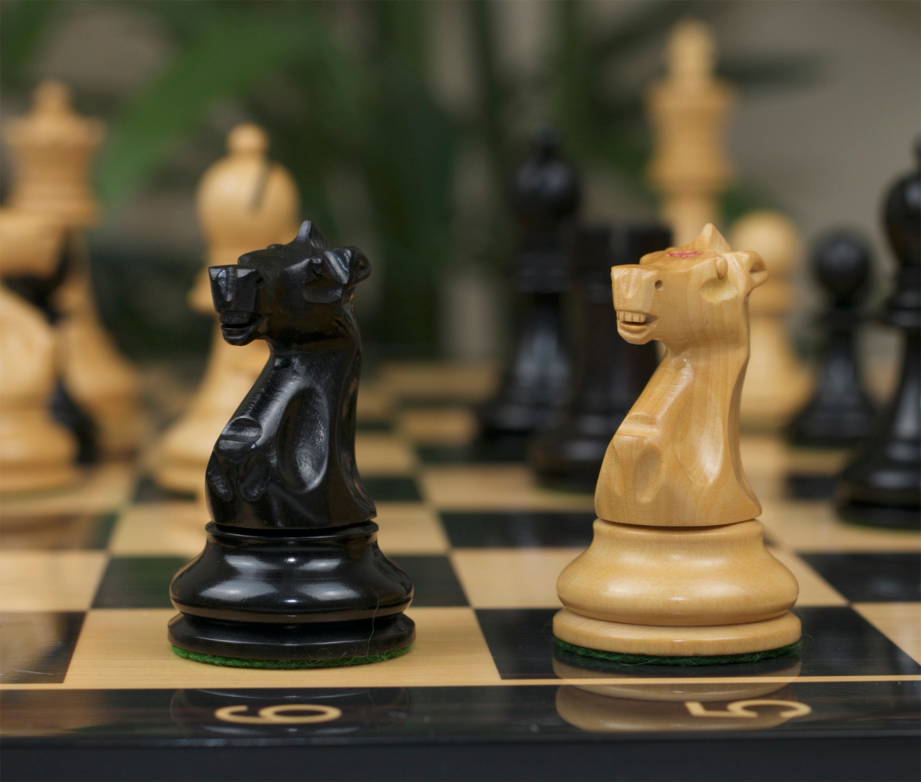 Fischer-Spassky / 1972 World Championship 3.75" Ebony Chessmen