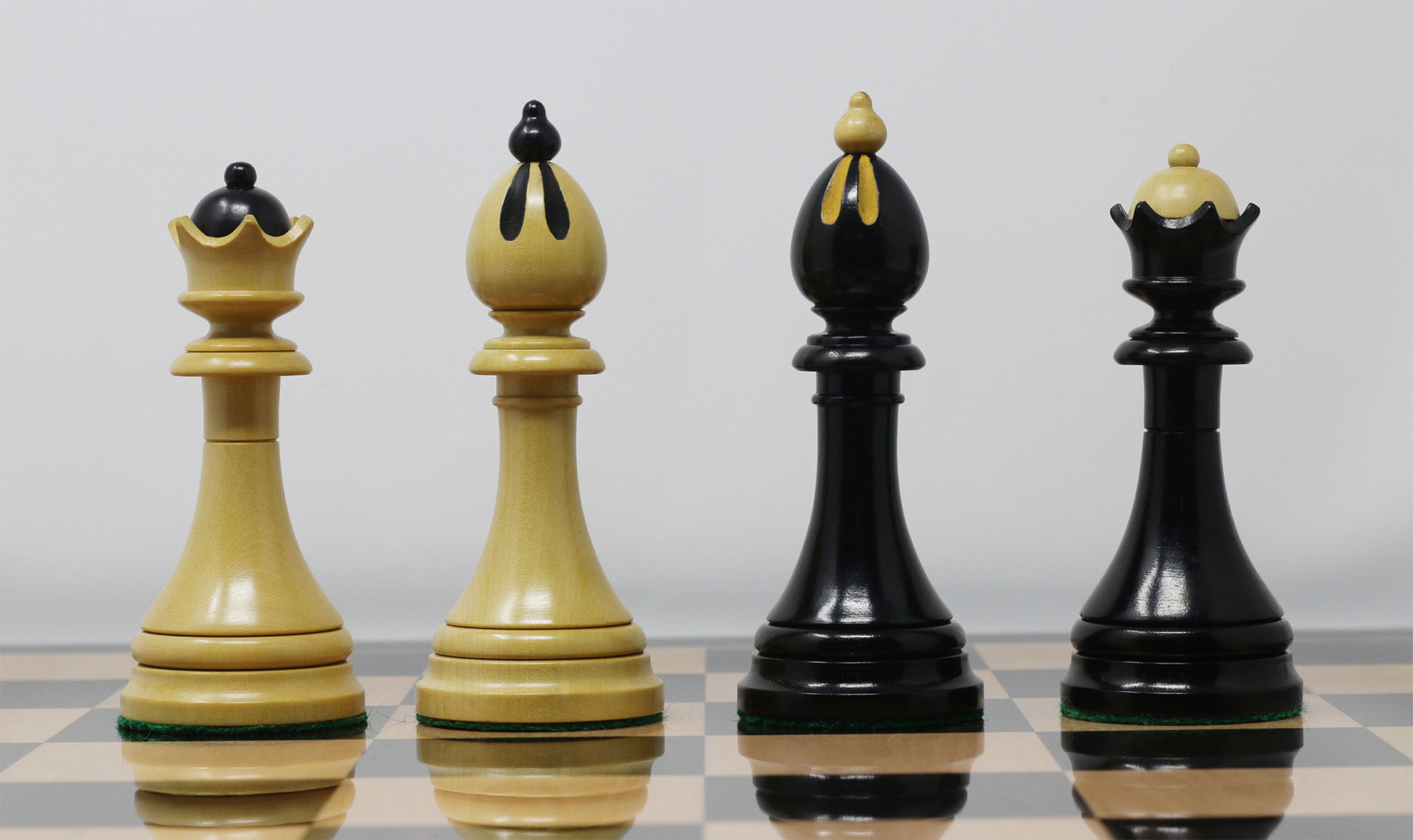 File:Chess set 4o06.jpg - Wikipedia
