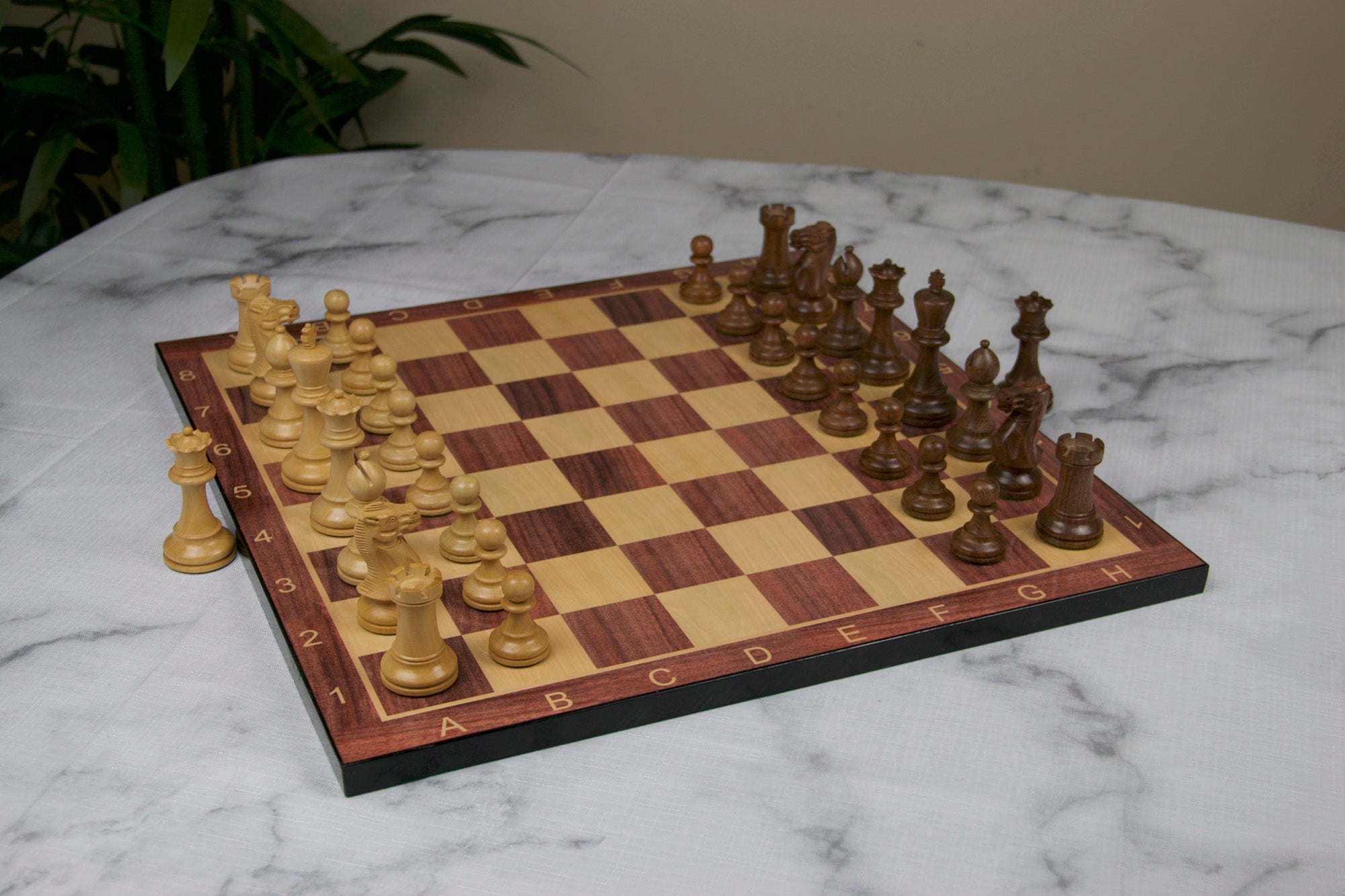 Aron Series Luxury 4" Luxury Staunton Chess Pieces in Boxwood & Golden Rosewood