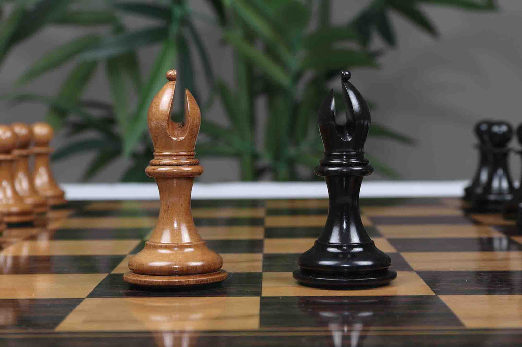 Grand Collection Signature Series Luxury Staunton Chess Pieces in Ebony and Distressed Boxwood: King Size 4.4"