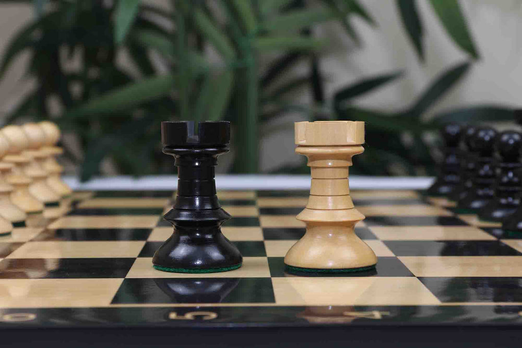 The Austrian Coffehouse Series Luxury 4" Chessmen in Natural Boxwood & Ebony