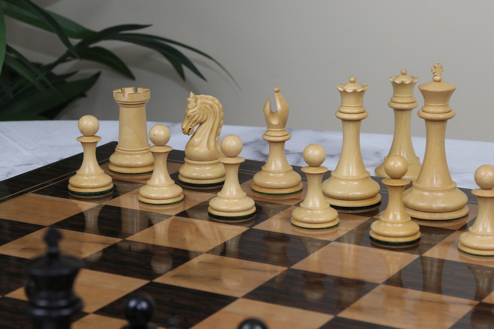 24 Mark of Westminster Ebony Tyrant Staunton Luxury Chess Set