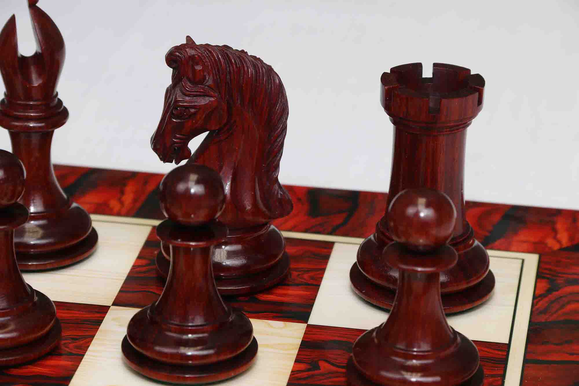 The Utgard Castle luxury Staunton luxury wood chess pieces -  Portugal
